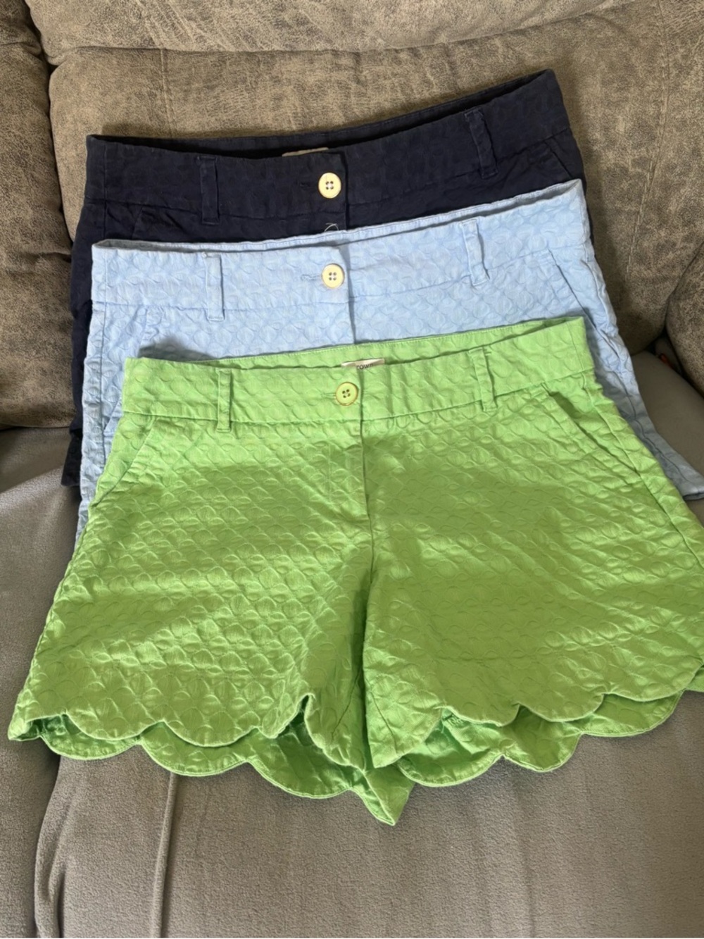 crown & ivy Quilted Scallop-Hem High Waist Shorts - Lime Green, Light Blue, Navy